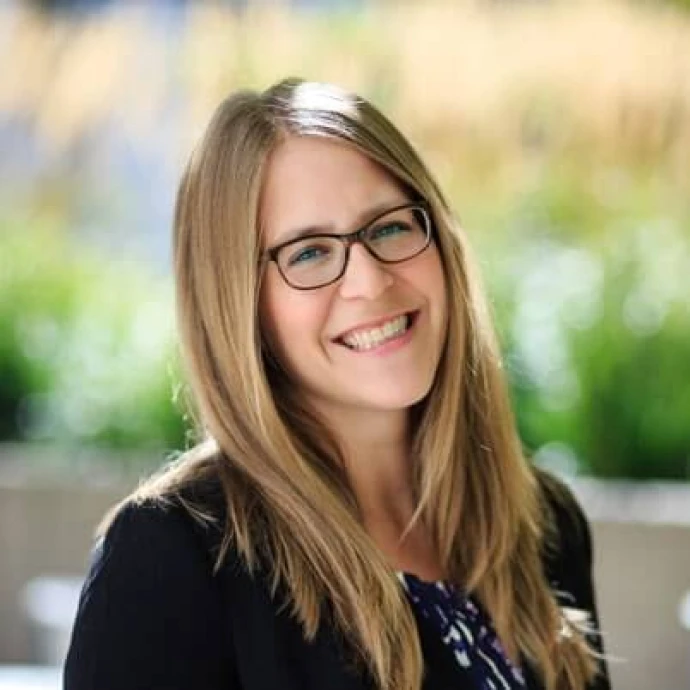 profile-16-claire-martirosian-Claire-Martirosian